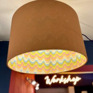 Groovy Baby, Double sided shade